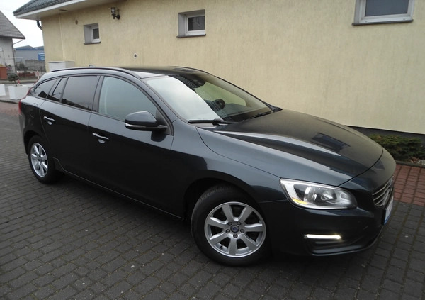 Volvo V60 cena 38600 przebieg: 263000, rok produkcji 2013 z Nowe małe 631